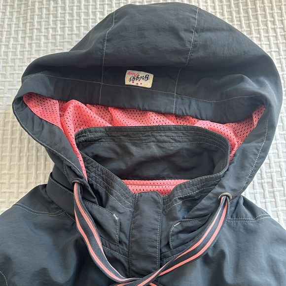 Groggy navy jacket with pink mesh lining, size L - Picture 11 of 12